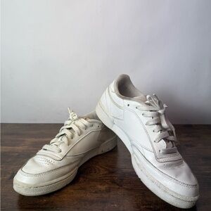 Classic White Leather women snickers